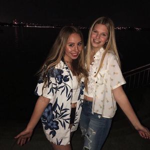 Meet your Posher, Amelie